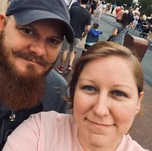 Meet your Posher, Catlin